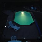 Projecteur-pour-piscine-en-bois-kit-spot-LED-406-RGB-couleur-de-ubbink-ambiance1