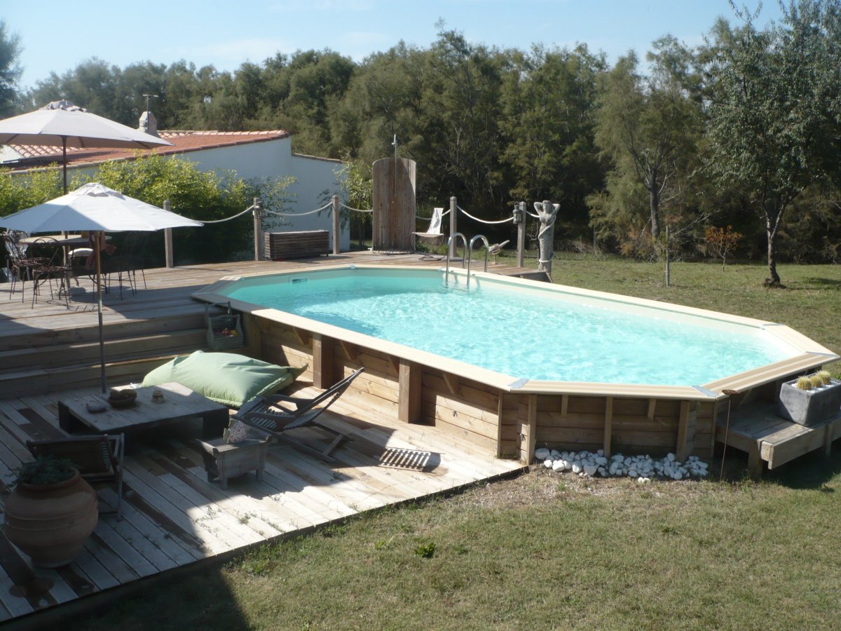 Frites piscine 1.60 m octogonales. La qualité française non polluante.