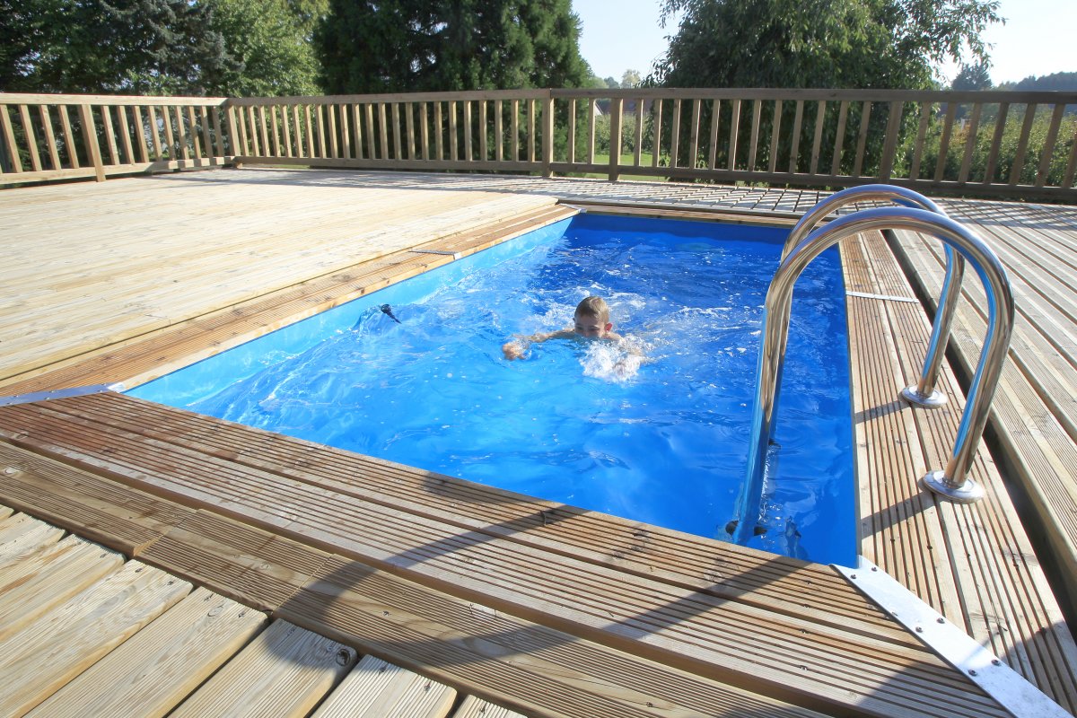 Projecteur piscine hors sol bois à LED - Ubbink - Home Piscine, expert  piscine