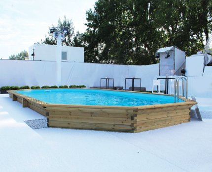 piscine-en-bois-octogonale-allongee-OBLONG-460x810-liner-bleu-Gardipool
