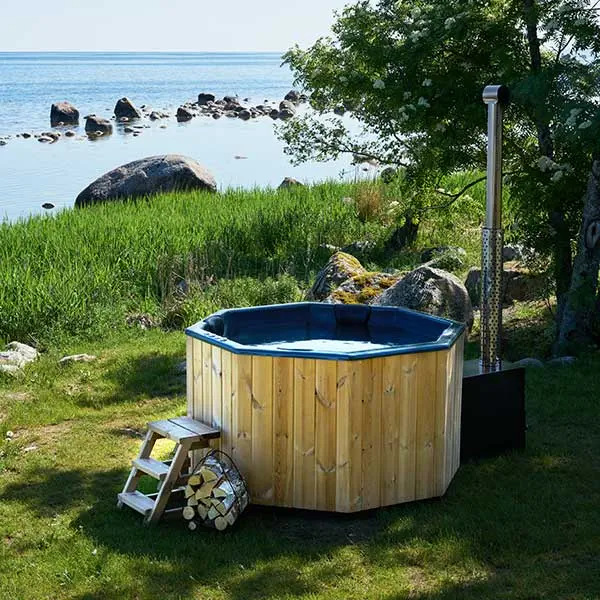 Bain nordique octogonal en fibre de verre "Octa" | 7 personnes | 200 × 200 cm